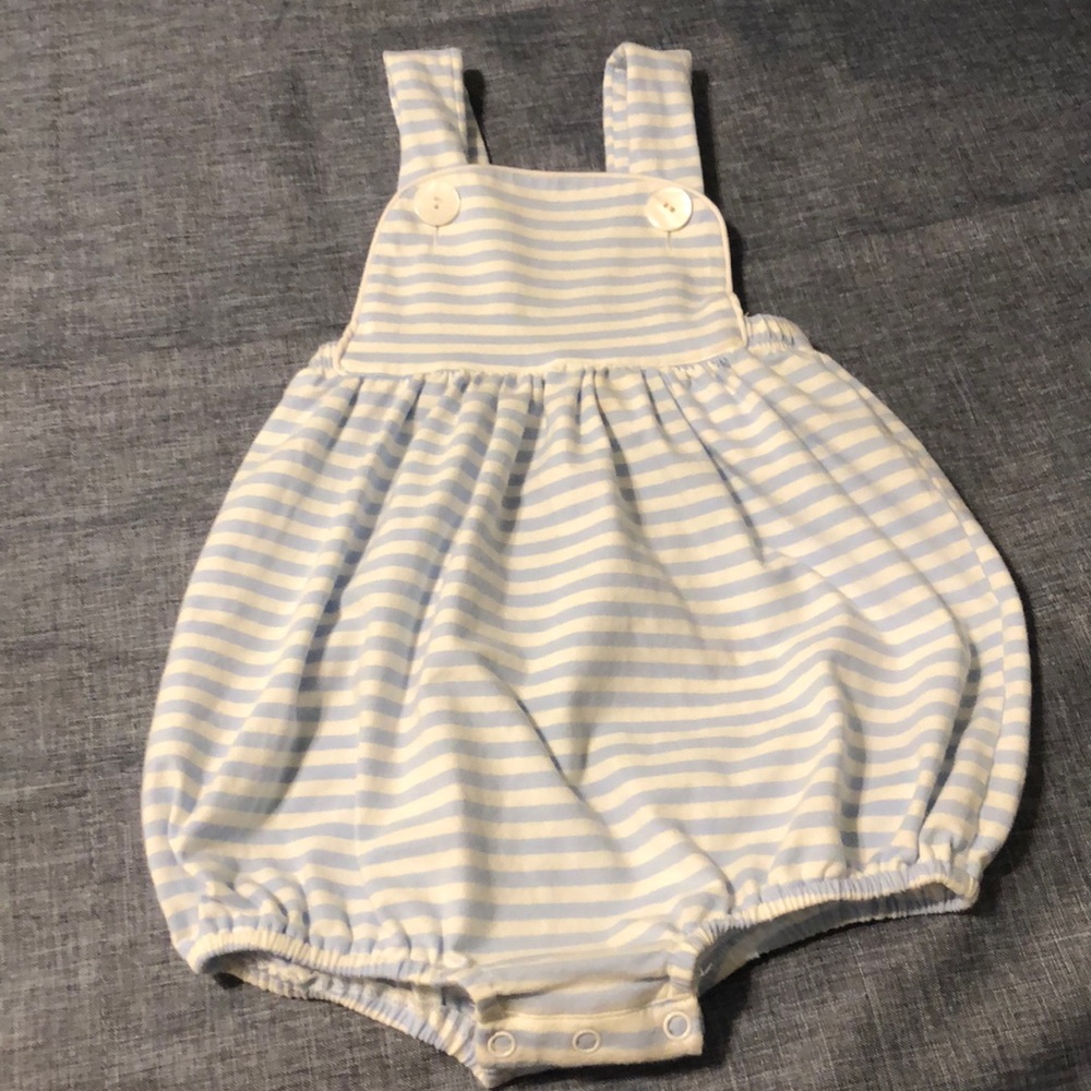 Light blue and white striped Smockingbird sun bubble